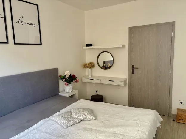 Pronájem bytu 2+1, Hradec Králové - Pražské Předměstí, U Koruny, 65 m2