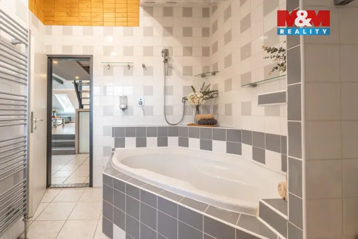 Prodej bytu 4+kk, Praha - Smíchov, Vltavská, 126 m2