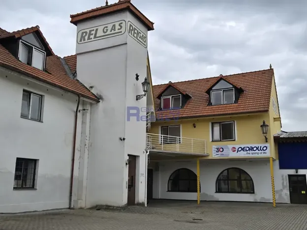 Pronájem skladu, Hradec Králové, Pražská třída, 80 m2