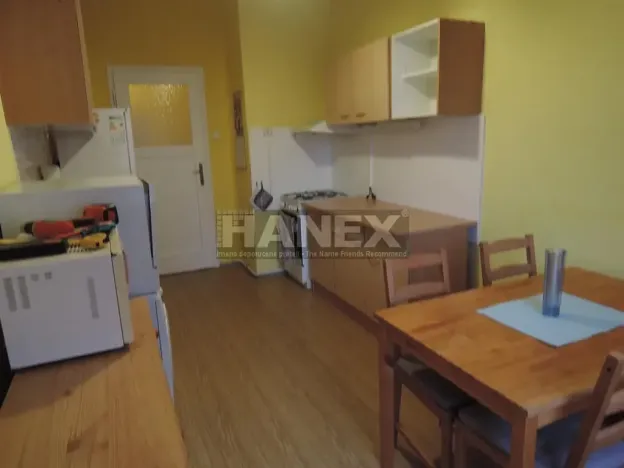 Pronájem bytu 1+1, Praha - Břevnov, Nad Kajetánkou, 38 m2