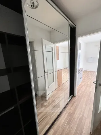 Pronájem bytu 1+kk, Praha - Libeň, Novovysočanská, 25 m2