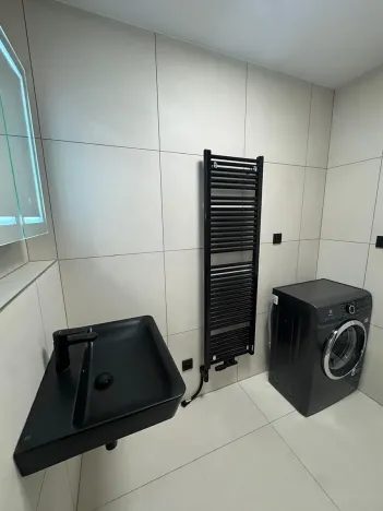 Pronájem bytu 2+kk, Praha - Vršovice, Krymská, 45 m2