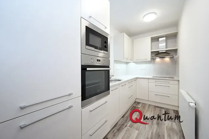 Pronájem bytu 1+1, Praha - Březiněves, Na horce, 36 m2