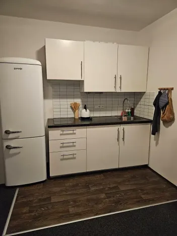 Pronájem bytu 2+kk, Praha, Proutěná, 50 m2