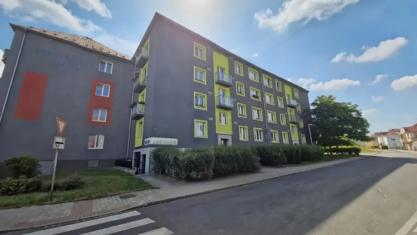 Pronájem bytu 2+kk, Jirkov, Nerudova, 21 m2