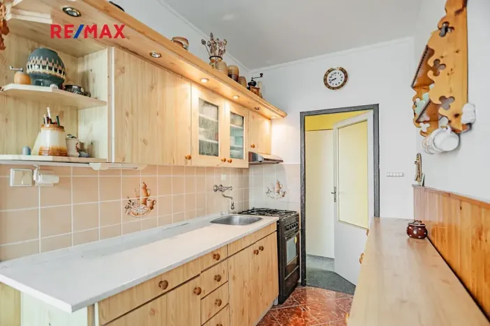 Pronájem bytu 4+1, Jindřichův Hradec, sídliště Vajgar, 74 m2