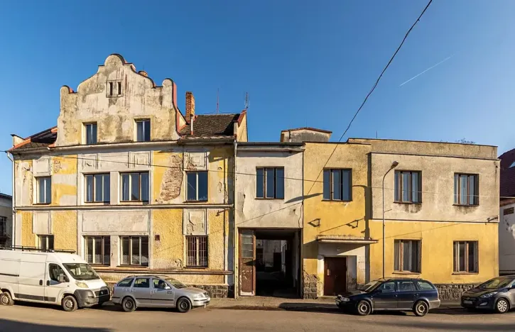 Prodej výrobních prostor, Kolinec, 2640 m2