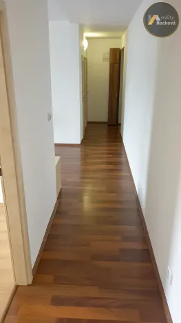 Prodej bytu 3+kk, Milovice, Topolová, 65 m2