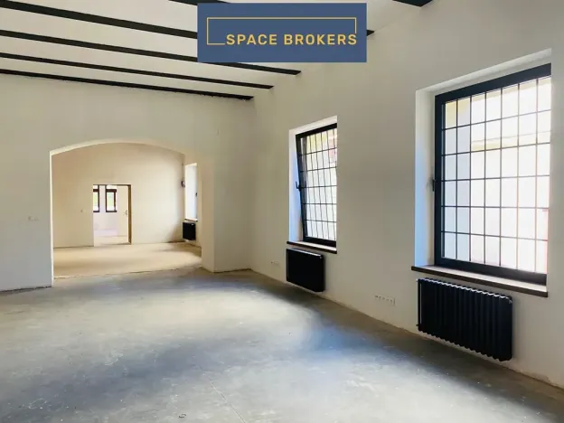 Pronájem kanceláře, Praha, Údolní, 1290 m2