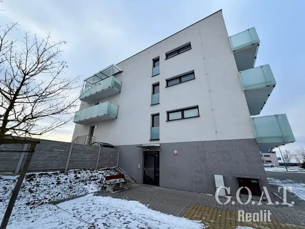 Pronájem bytu 1+kk, Plzeň, Vysoká, 38 m2