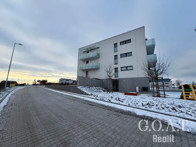 Pronájem bytu 1+kk, Plzeň, Vysoká, 38 m2