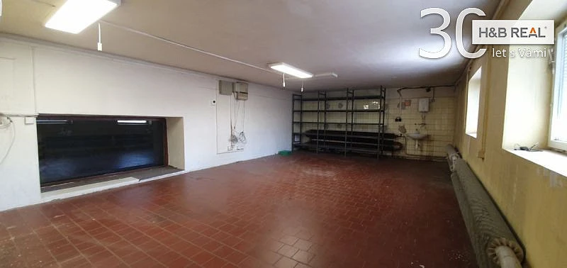 Pronájem skladu, Vsetín, 550 m2