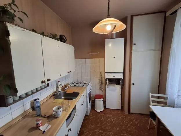 Prodej bytu 3+1, Cheb, Růžová, 73 m2