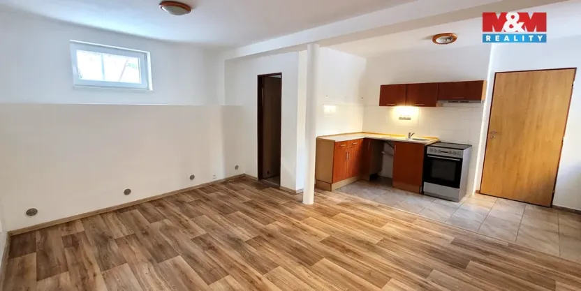 Pronájem bytu 1+kk, Jablonec nad Nisou, Rybářská, 29 m2