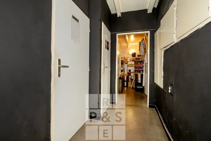 Prodej obchodního prostoru, Praha - Smíchov, Zborovská, 186 m2