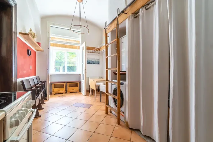 Prodej bytu 1+1, Praha - Malá Strana, Petřínská, 44 m2