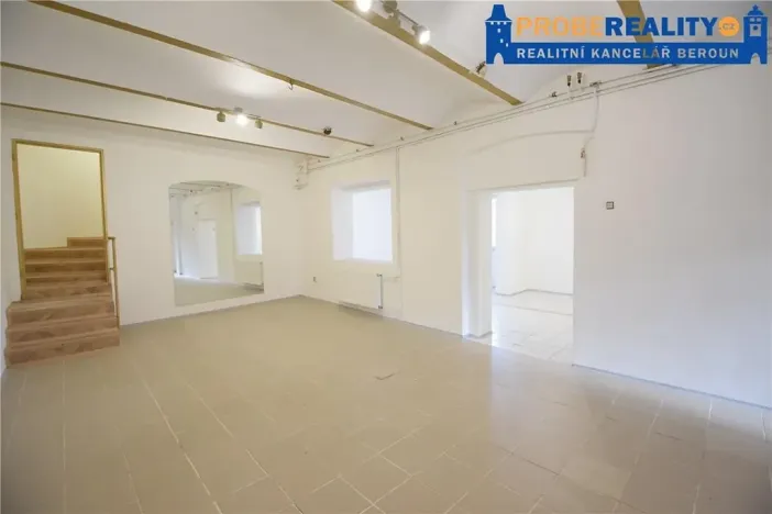 Pronájem kanceláře, Beroun, Havlíčkova, 93 m2