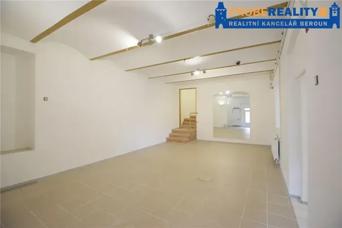 Pronájem obchodního prostoru, Beroun, Havlíčkova, 93 m2