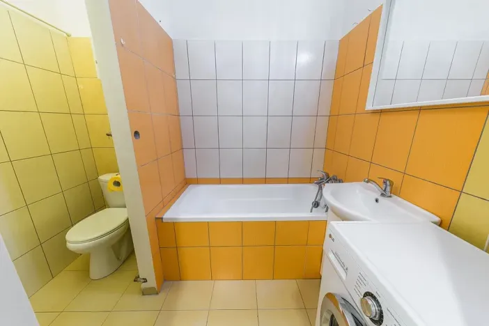 Pronájem bytu 1+kk, Praha - Vršovice, Bulharská, 32 m2