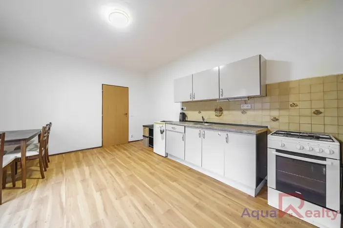 Prodej vícegeneračního domu, Františkovy Lázně, 201 m2