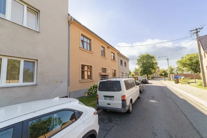 Prodej bytu 2+kk, Ostrava, Holubova, 56 m2