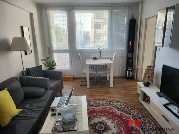 Prodej bytu 2+kk, Kralupy nad Vltavou, sídl. Hůrka, 42 m2