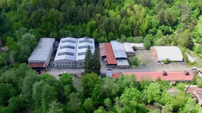 Prodej výrobních prostor, Skryje, 3000 m2