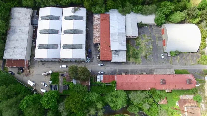 Prodej výrobních prostor, Skryje, 3000 m2
