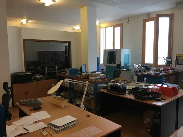 Pronájem obchodního prostoru, Brno, Valchařská, 100 m2