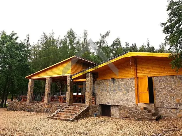 Prodej restaurace, Kovářov, 400 m2