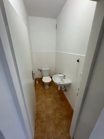 Pronájem obchodního prostoru, Praha - Horní Počernice, Bystrá, 109 m2