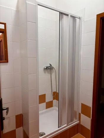 Pronájem kanceláře, Klatovy, nám. Míru, 65 m2