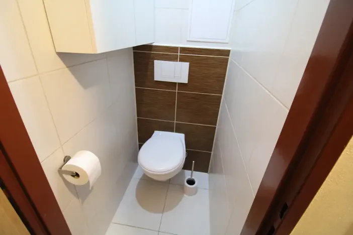 Prodej bytu 3+1, Karlovy Vary, Krymská, 68 m2