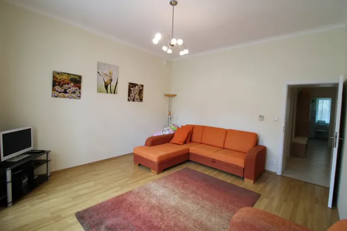 Prodej bytu 3+1, Karlovy Vary, Vřídelní, 71 m2