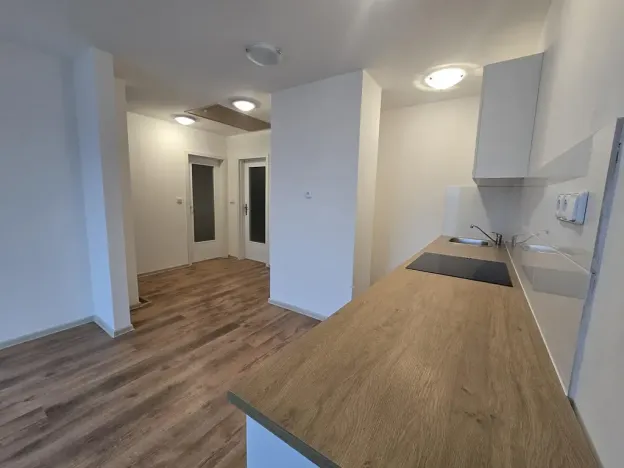Pronájem bytu 2+kk, Třebíč, Husova, 55 m2