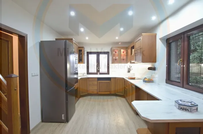 Prodej rodinného domu, Tišice - Chrást, Ořechová, 154 m2