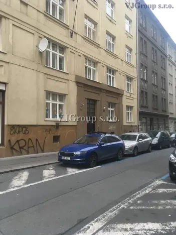 Pronájem bytu 1+kk, Praha - Holešovice, Haškova, 22 m2