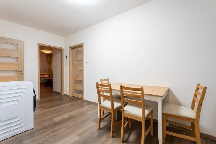 Prodej bytu 4+1, Ostrava, Charkovská, 74 m2