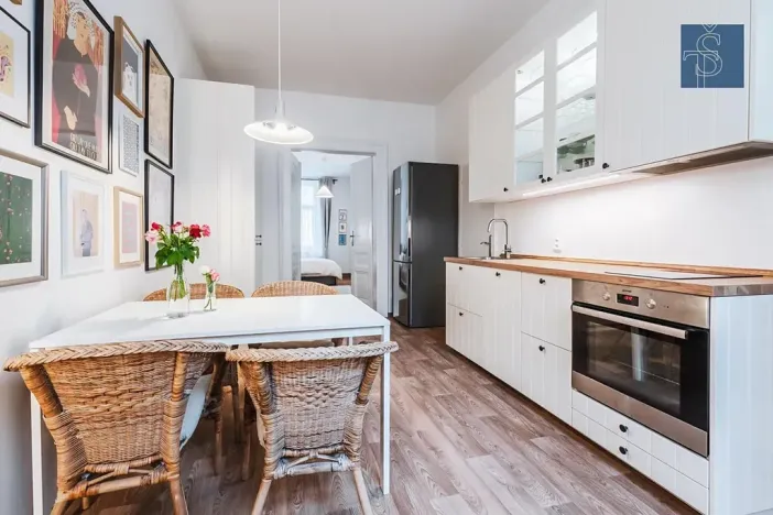 Prodej bytu 2+kk, Praha - Vyšehrad, Neklanova, 42 m2