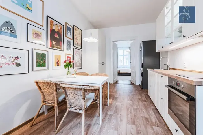 Prodej bytu 2+kk, Praha - Vyšehrad, Neklanova, 42 m2