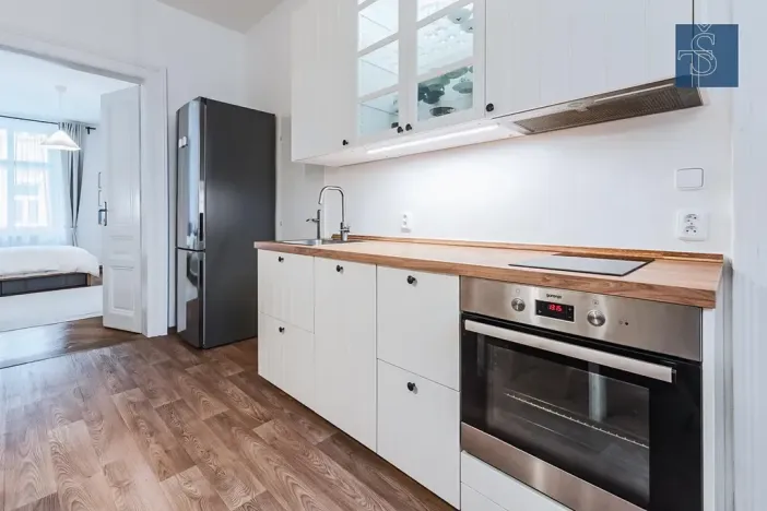 Prodej bytu 2+kk, Praha - Vyšehrad, Neklanova, 42 m2
