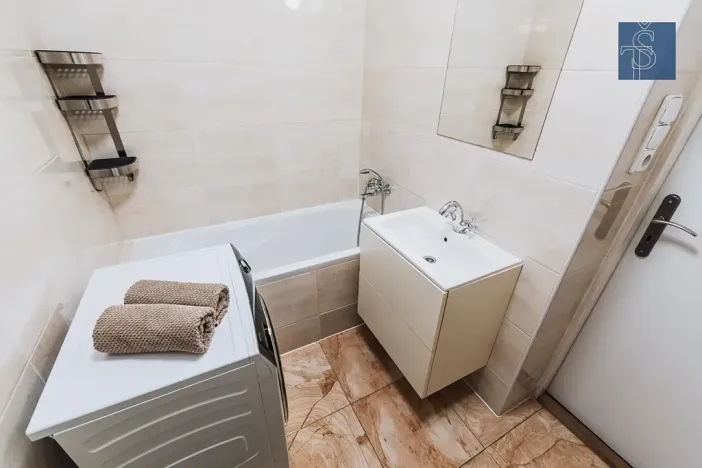 Prodej bytu 2+kk, Praha - Vyšehrad, Neklanova, 42 m2