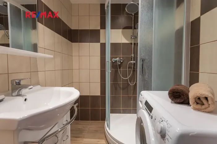 Pronájem bytu 2+kk, Kladno, Ústecká, 41 m2