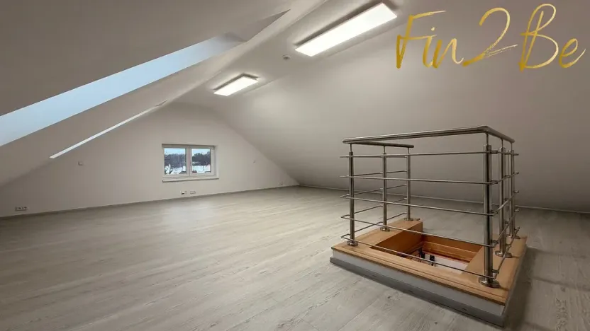 Pronájem rodinného domu, Praha, 105 m2