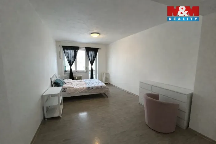 Pronájem bytu 2+1, Louny, Sladkovského, 58 m2