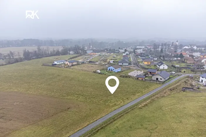 Prodej pozemku pro bydlení, Uhersko, 944 m2