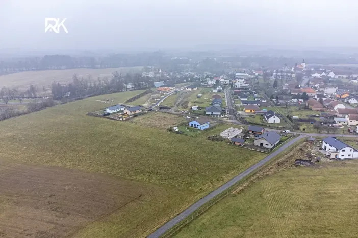 Prodej pozemku pro bydlení, Uhersko, 944 m2