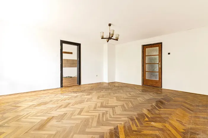 Prodej rodinného domu, Zásmuky, Komenského nám., 133 m2