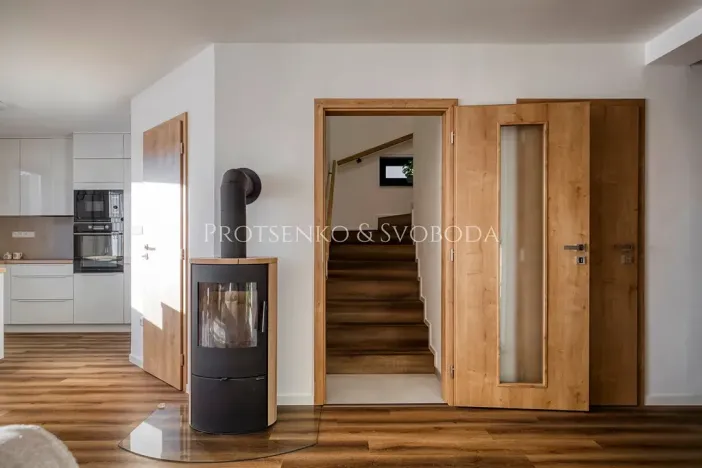 Prodej rodinného domu, Kamenice nad Lipou, Dobšova, 210 m2