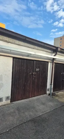 Pronájem garáže, Praha - Podolí, Bohuslava Martinů, 18 m2